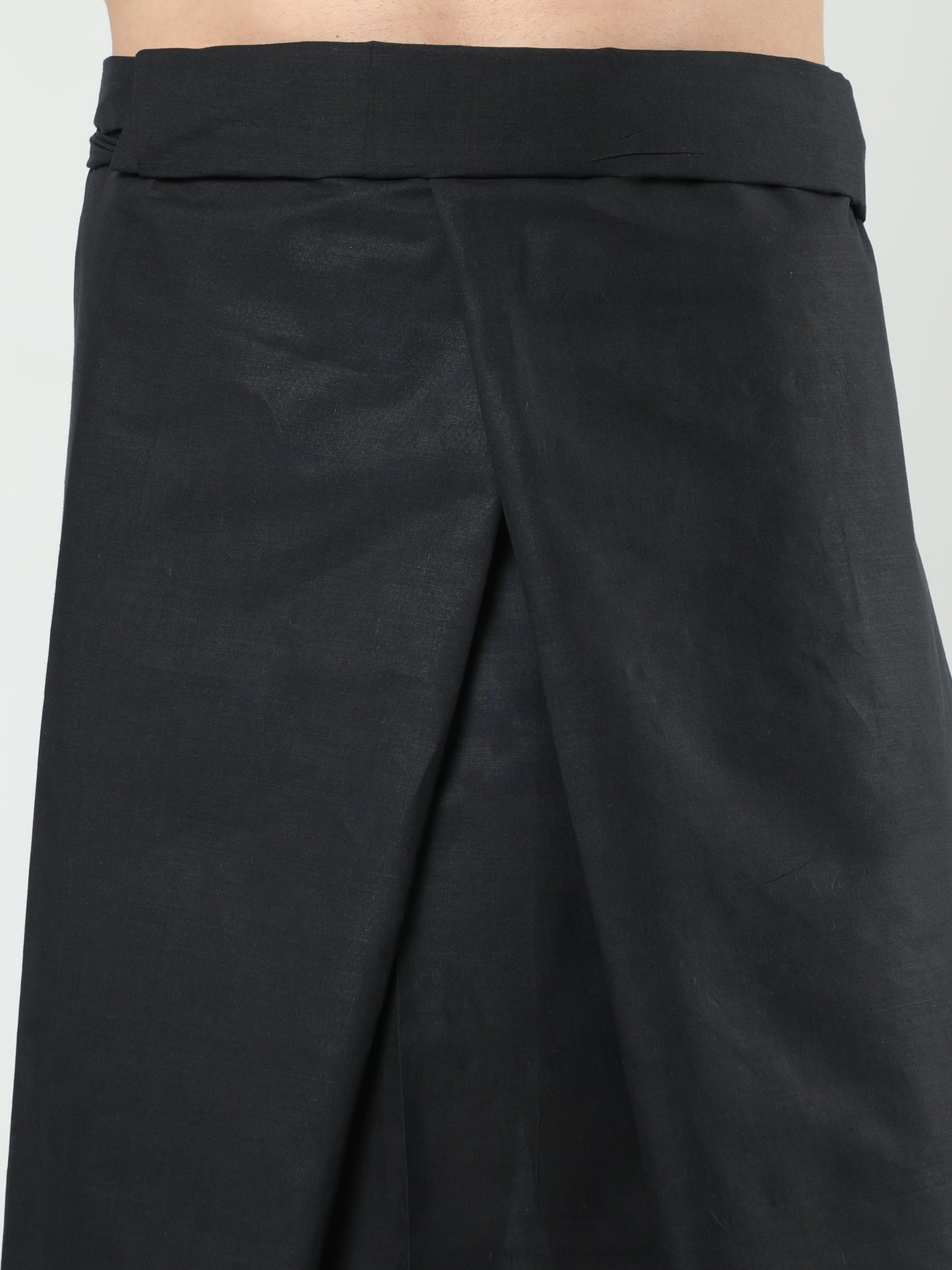 Urban Lungi - Premium Cotton - Classic Plain Black Lungi Unstiched